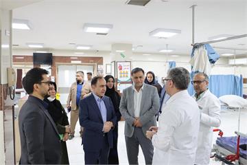 بازدید رییس قطب پژوهشی، آموزشی و درمان آسیب های شیمیایی دانشگاه بقیه الله(عج) از بیمارستان صنایع پتروشیمی ماهشهر